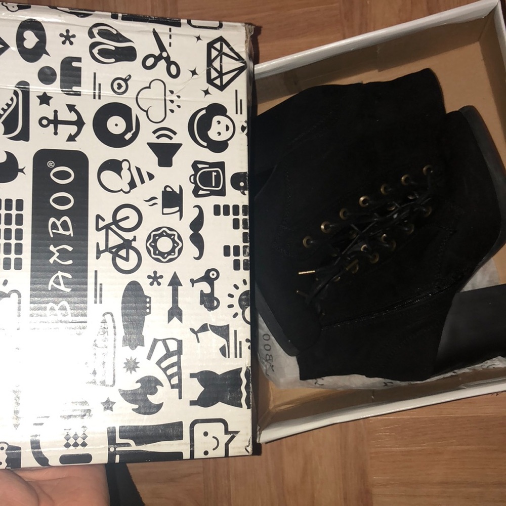 Bamboo heel boots